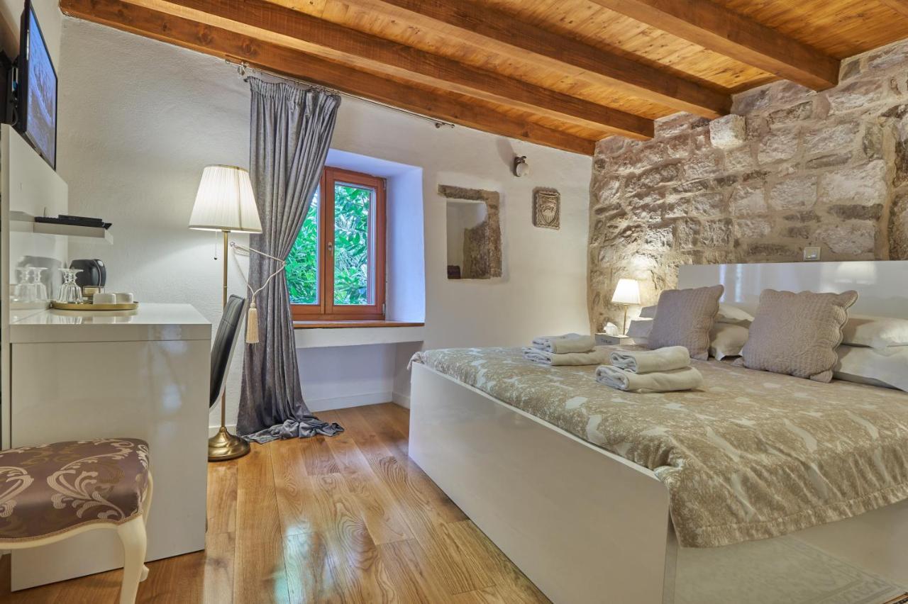 Villa Split Heritage Hotel Bagian luar foto
